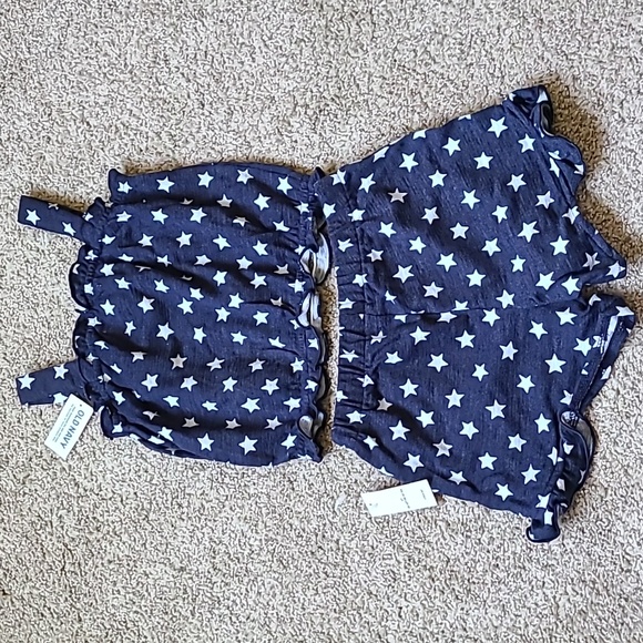 🌟Host Pick🌟 Old Navy Patriotic Stars Top and Short Set - Picture 7 of 9